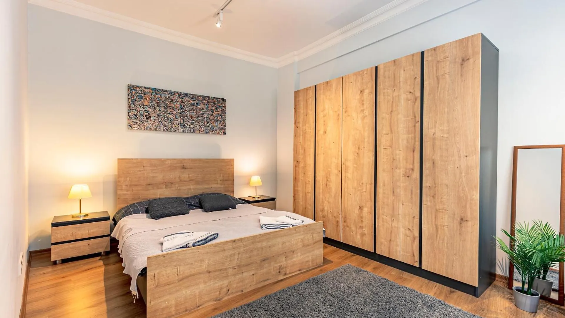 Charming & Bright Apartment In Taksim 이스탄불