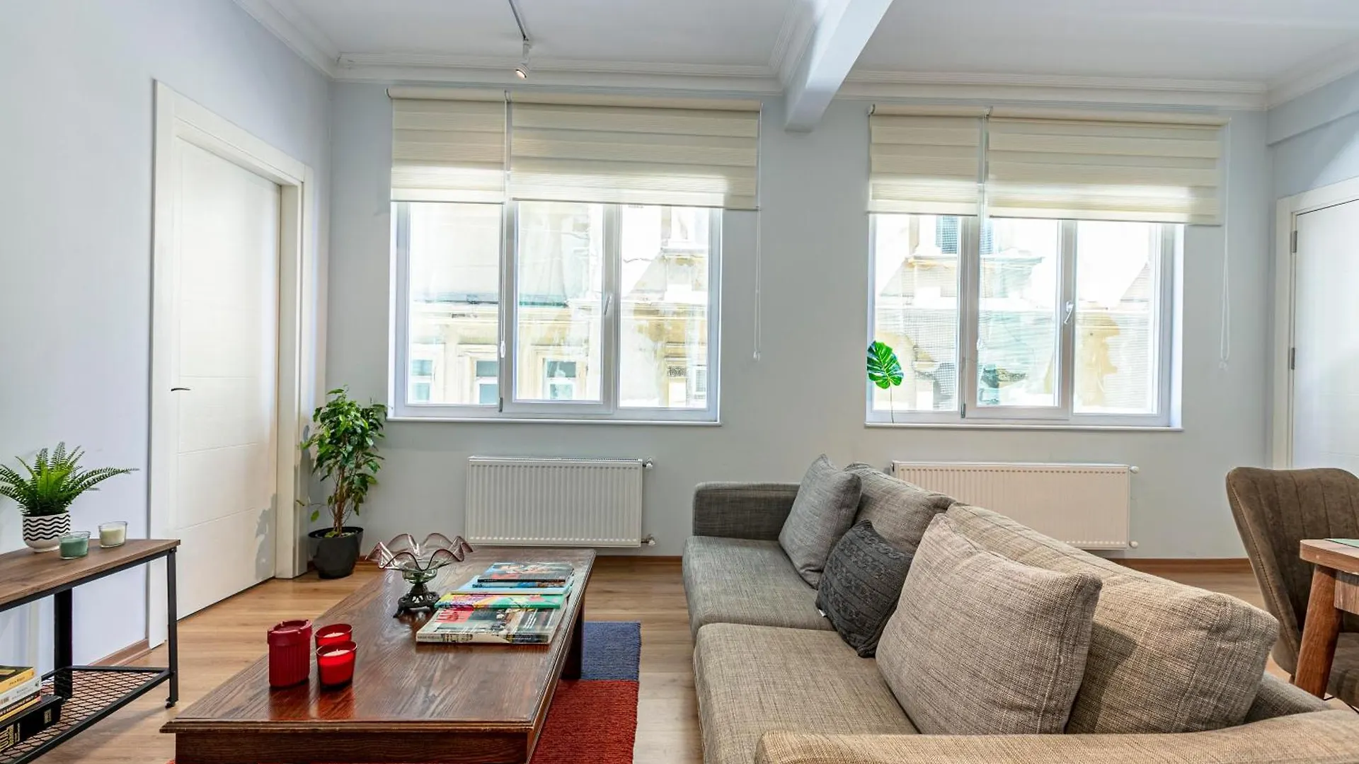 Charming & Bright Apartment In Taksim Istanbul