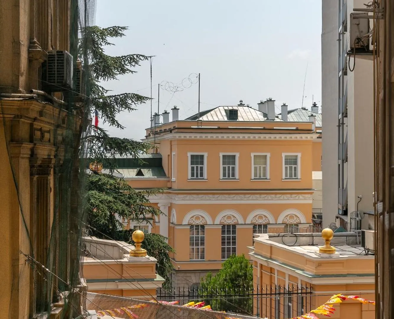 Charming & Bright Apartment In Taksim Istanbul